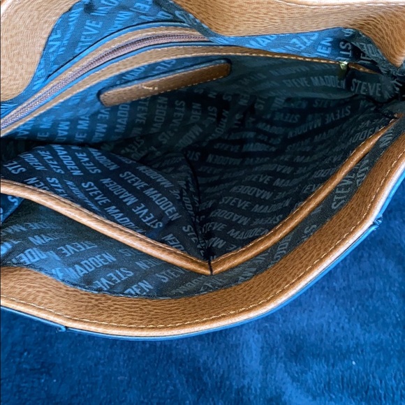 STEVE MADDEN PURSE!!! - Picture 3 of 4